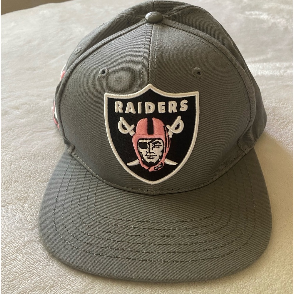 Raiders hat